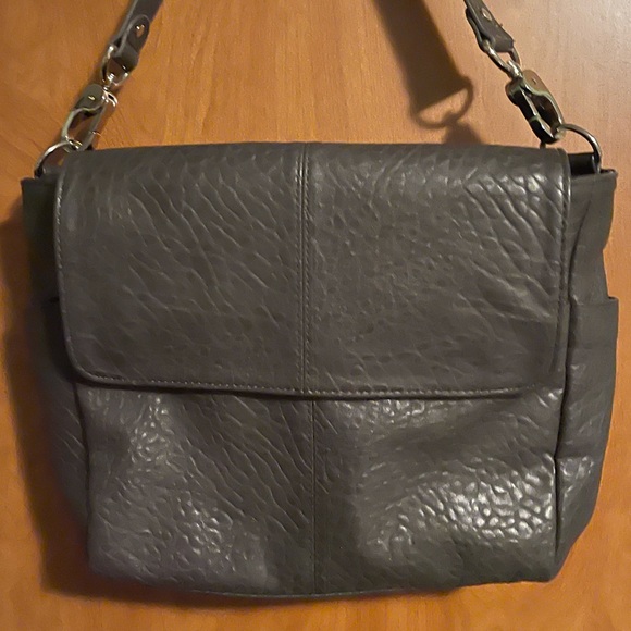thirty-one Handbags - Jewell By Thirty One Purse Color Gray EUC